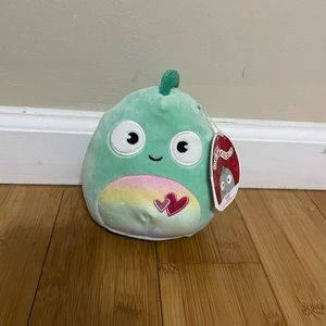 Kent Squishmallow